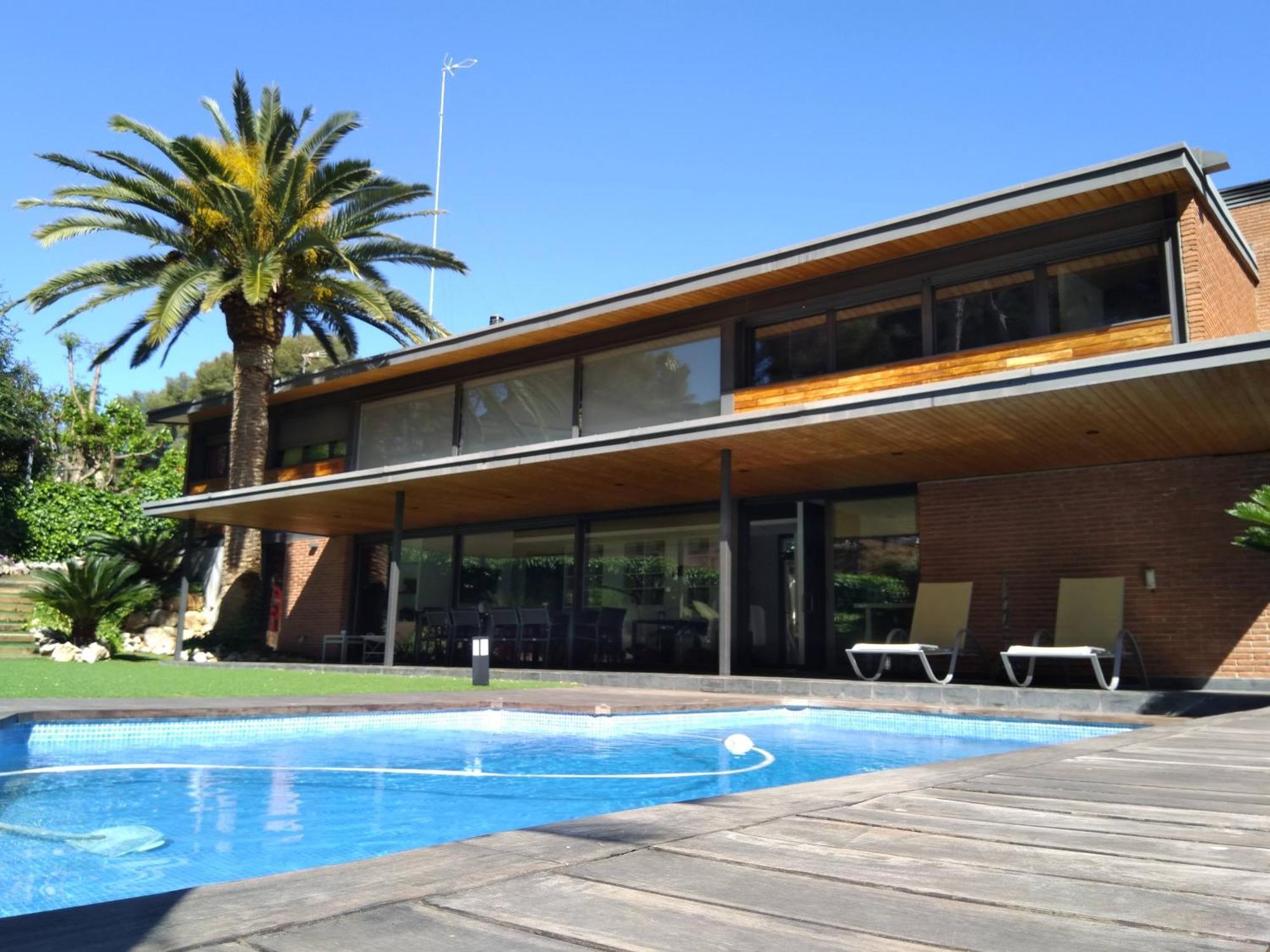 Villa Del Bosque Кастельдефельс Экстерьер фото